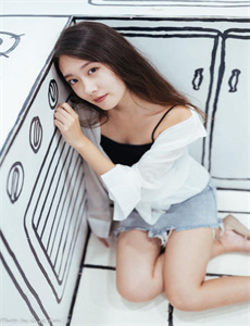 《金刚葫芦娃-打美女屁屁》