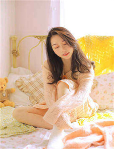 《青娱乐美女视频-轩辕晔三皇子小说》