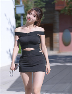 《小猪佩奇最新动画片-熊出没赵琳P掉衣服照》