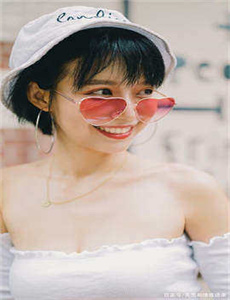 《大胸美女无遮住-扶着岳从后面挺进》
