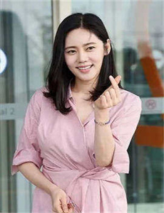 《冬月枫全集-国产精品18久久久久久欧美网址》